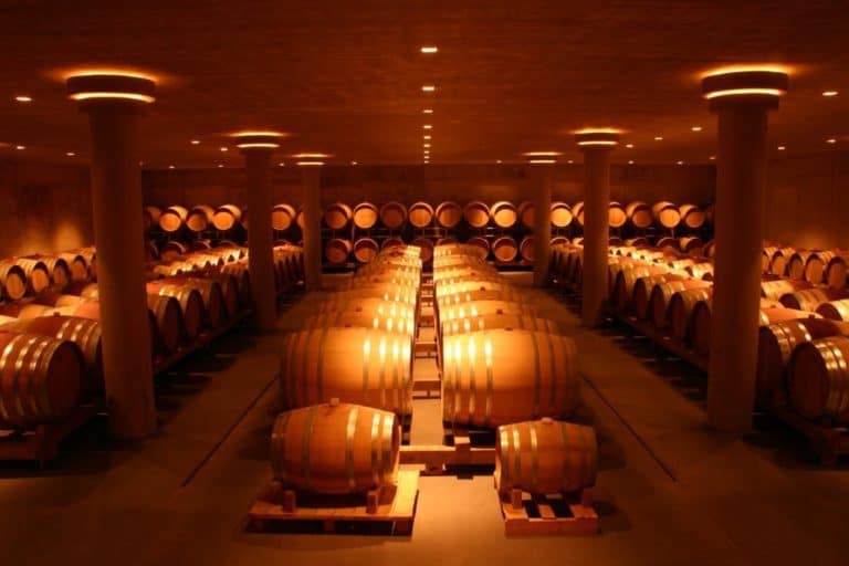 Saziani-Stubn & Weingut Neumeister barriquekeller